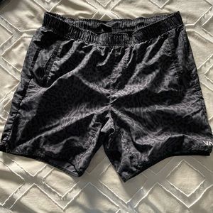 RVCA Yoggers Leopard Print Men’s L 7” inseam